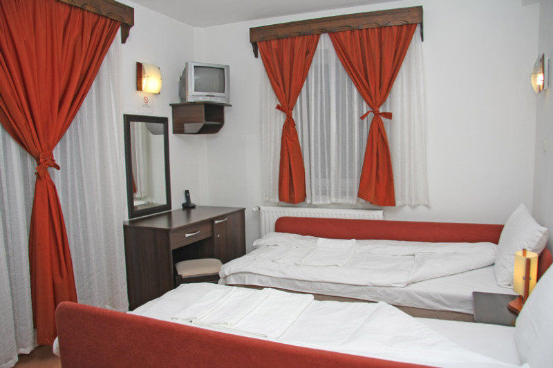 Hotel Manastir Berovo Exteriör bild